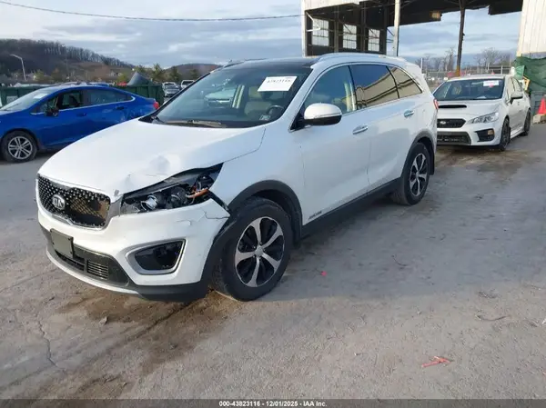 5XYPHDA51HG234582 2017 KIA SORENTO - Image 2