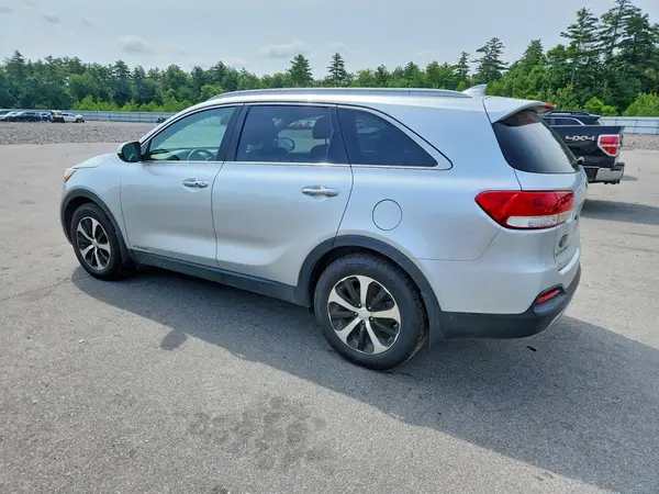 5XYPHDA51HG235960 2017 KIA SORENTO - Image 2