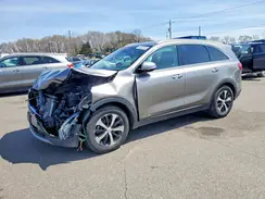 5XYPHDA51HG310012 2017 KIA SORENTO