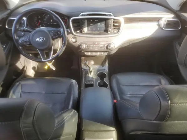 5XYPHDA51HG317753 2017 KIA SORENTO - Image 8