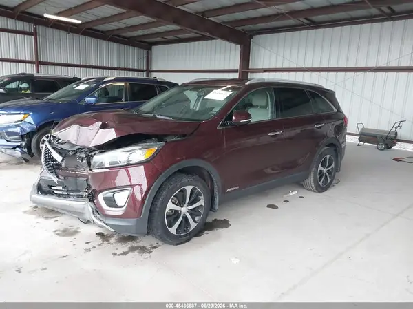 5XYPHDA51HG322211 2017 KIA SORENTO - Image 2