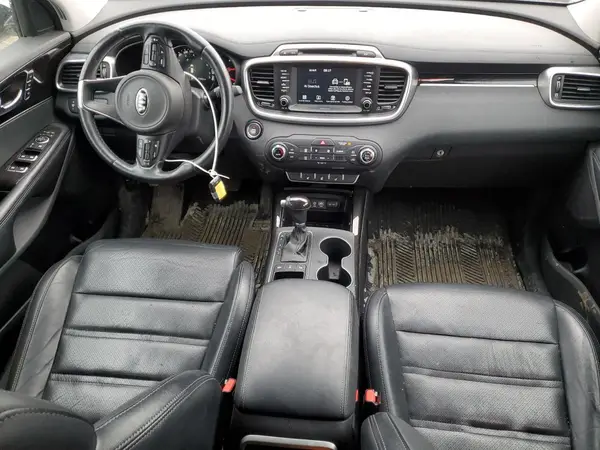 5XYPHDA51HG325447 2017 KIA SORENTO - Image 8