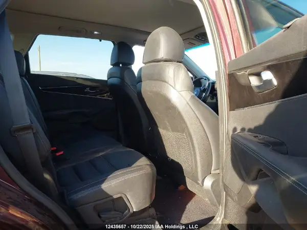 5XYPHDA51JG397299 2018 KIA SORENTO - Image 8