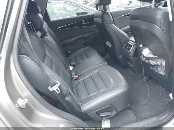 5XYPHDA51JG417387 2018 KIA SORENTO - Image 8