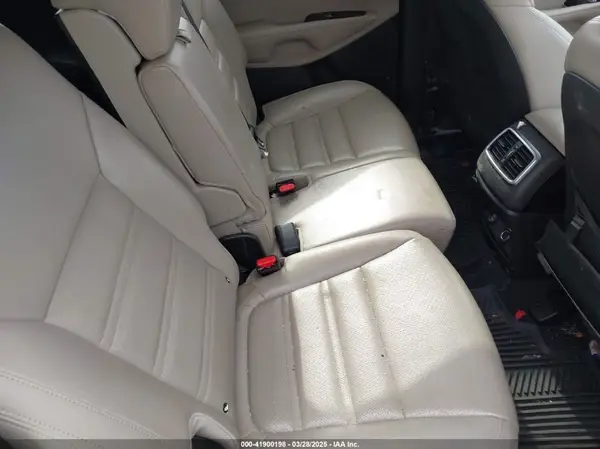 5XYPHDA51KG500108 2019 KIA SORENTO - Image 8