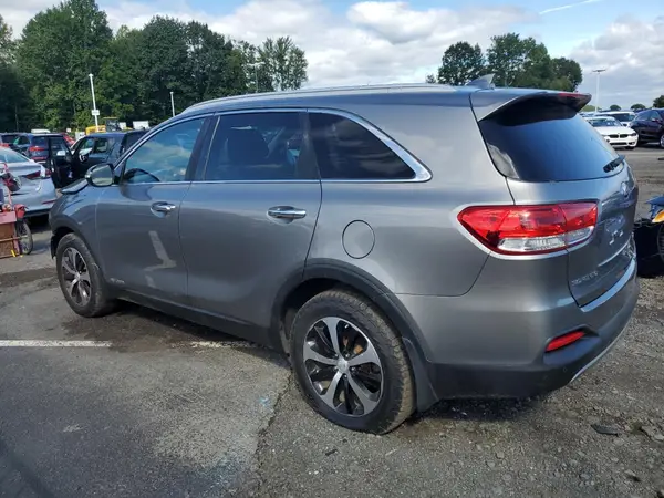 5XYPHDA52GG088577 2016 KIA SORENTO - Image 2