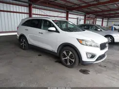 5XYPHDA52GG090944 2016 KIA SORENTO