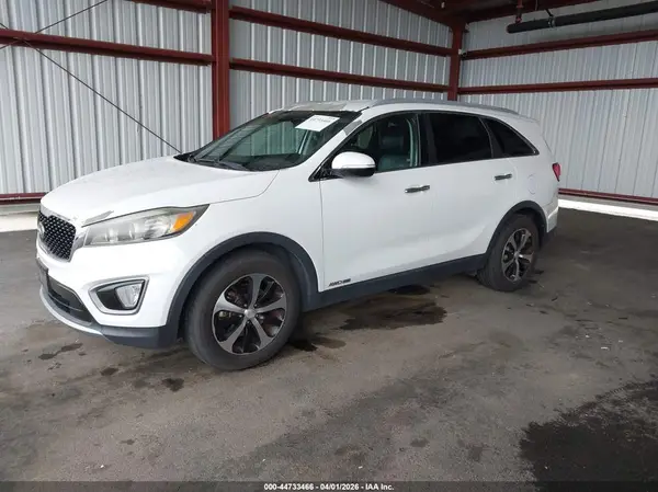 5XYPHDA52GG090944 2016 KIA SORENTO - Image 2