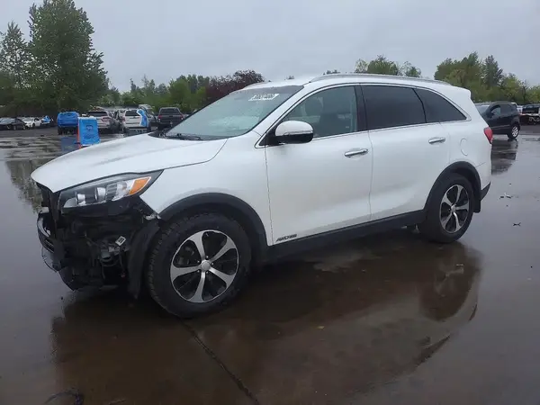 5XYPHDA52GG110478 2016 KIA SORENTO - Image 1