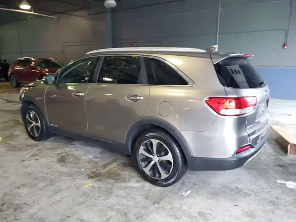 5XYPHDA52GG118256 2016 KIA SORENTO - Image 2