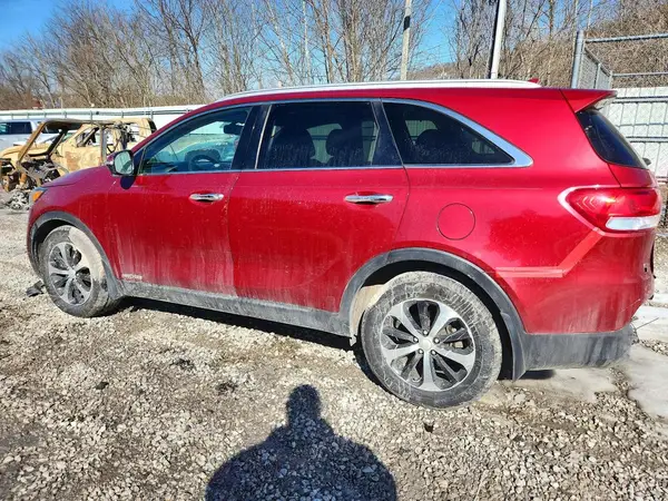 5XYPHDA52GG121108 2016 KIA SORENTO - Image 2