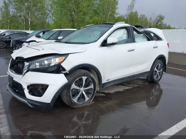 5XYPHDA52GG141505 2016 KIA SORENTO - Image 2