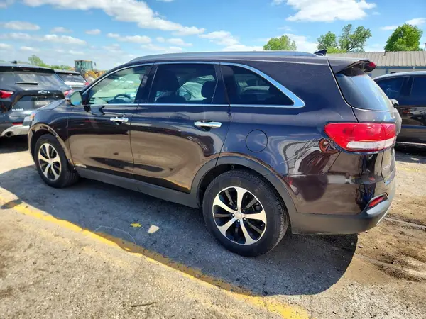 5XYPHDA52GG161575 2016 KIA SORENTO - Image 2