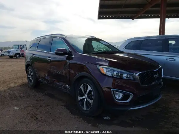 5XYPHDA52HG200523 2017 KIA SORENTO - Image 1