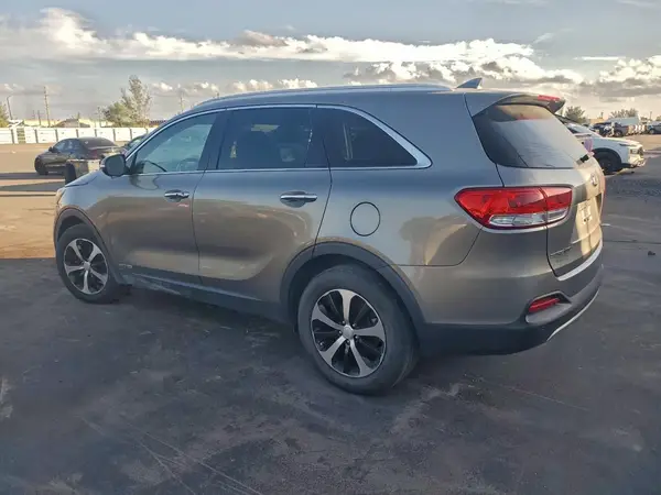 5XYPHDA52HG201400 2017 KIA SORENTO - Image 2