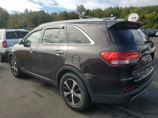 5XYPHDA52HG224692 2017 KIA SORENTO - Image 2