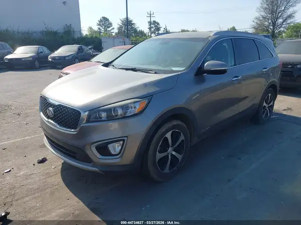 5XYPHDA52HG243372 2017 KIA SORENTO - Image 2
