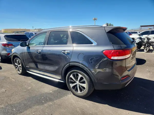 5XYPHDA52HG244361 2017 KIA SORENTO - Image 2