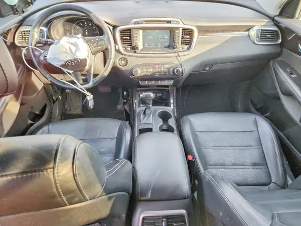 5XYPHDA52HG322783 2017 KIA SORENTO - Image 8