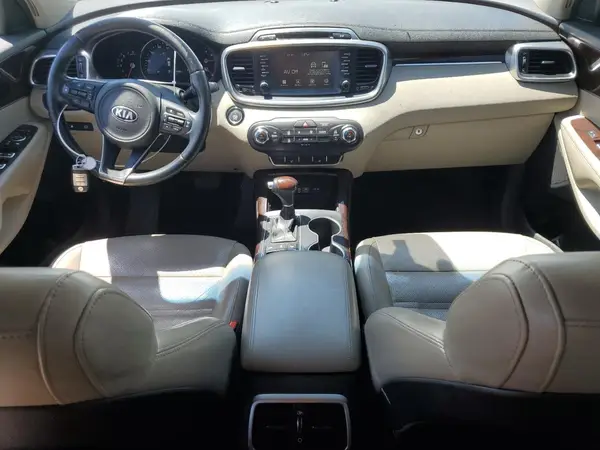5XYPHDA52JG401263 2018 KIA SORENTO - Image 8