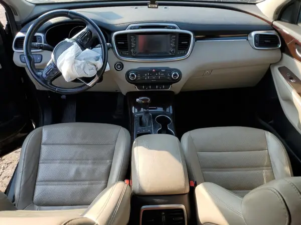 5XYPHDA52JG418046 2018 KIA SORENTO - Image 8