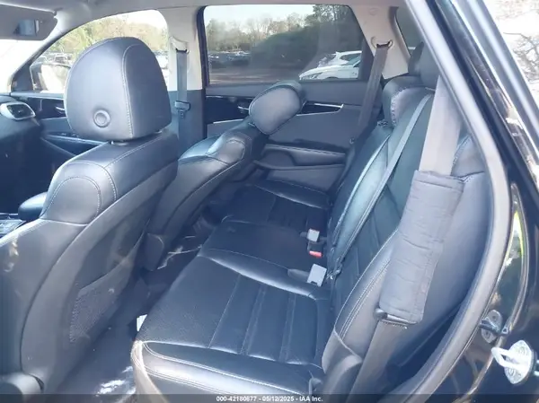5XYPHDA52KG466132 2019 KIA SORENTO - Image 8