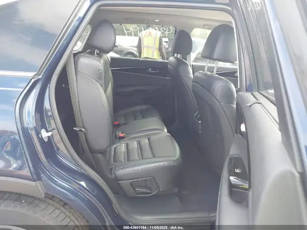 5XYPHDA52KG498319 2019 KIA SORENTO - Image 8
