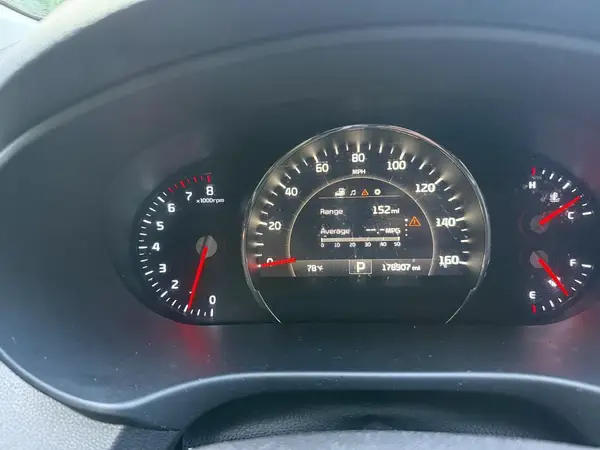 5XYPHDA53GG004895 2016 KIA SORENTO - Image 8
