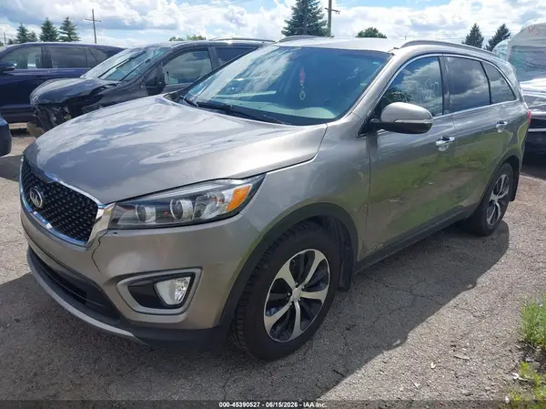 5XYPHDA53GG021499 2016 KIA SORENTO - Image 2