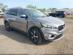5XYPHDA53GG084649 2016 KIA SORENTO