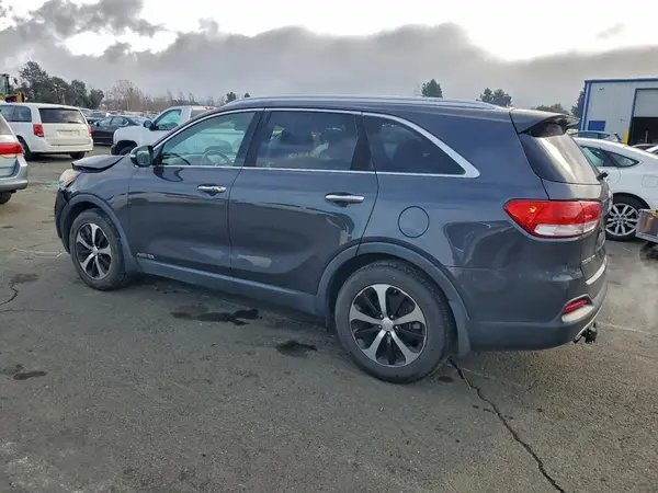 5XYPHDA53GG105077 2016 KIA SORENTO - Image 2