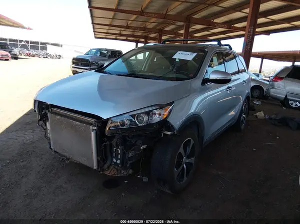 5XYPHDA53GG179163 2016 KIA SORENTO - Image 2