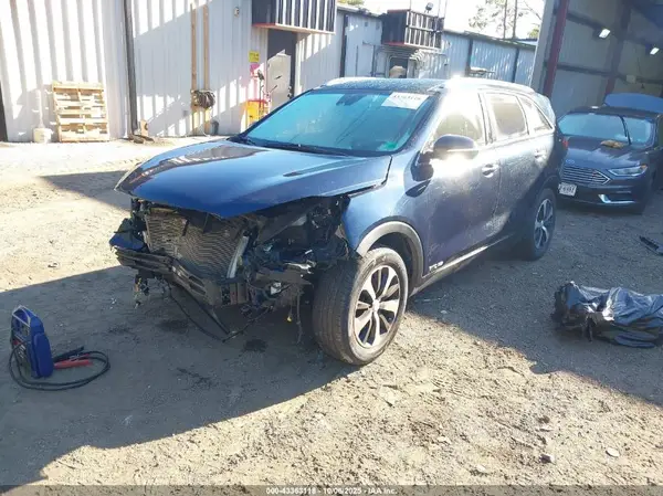 5XYPHDA53HG287199 2017 KIA SORENTO - Image 2