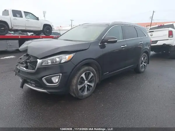 5XYPHDA53HG306253 2017 KIA SORENTO - Image 2