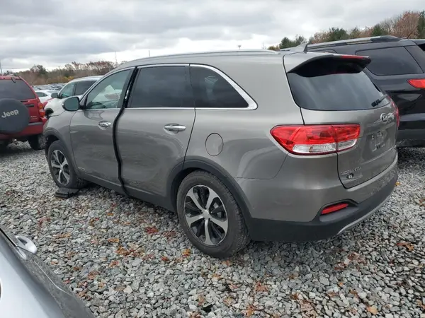 5XYPHDA53JG386238 2018 KIA SORENTO - Image 2