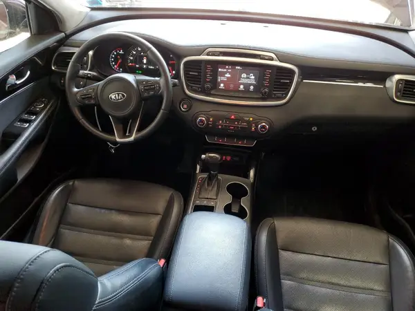 5XYPHDA53JG395215 2018 KIA SORENTO - Image 8