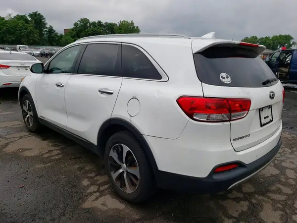 5XYPHDA53JG417567 2018 KIA SORENTO - Image 2