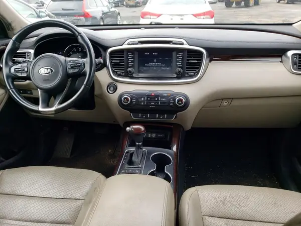 5XYPHDA53JG417567 2018 KIA SORENTO - Image 8
