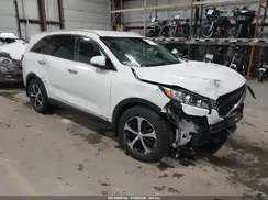 5XYPHDA53JG421425 2018 KIA SORENTO
