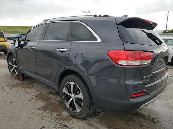 5XYPHDA53JG423613 2018 KIA SORENTO - Image 2