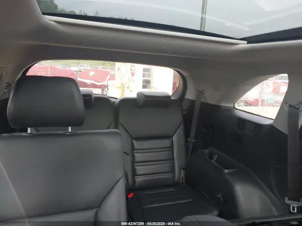 5XYPHDA53KG462249 2019 KIA SORENTO - Image 8