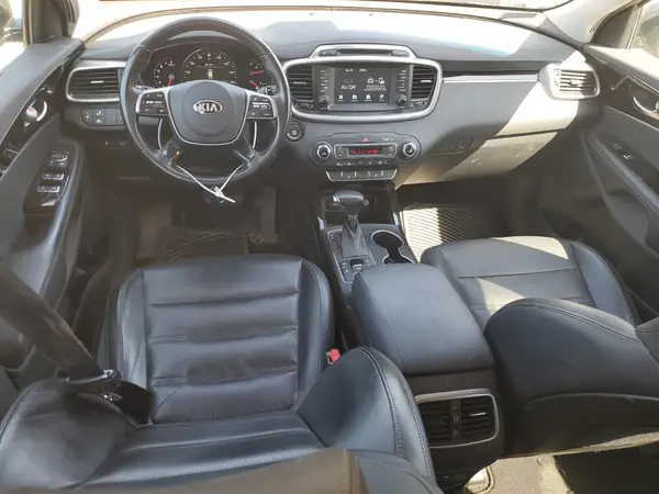 5XYPHDA53KG510882 2019 KIA SORENTO - Image 8