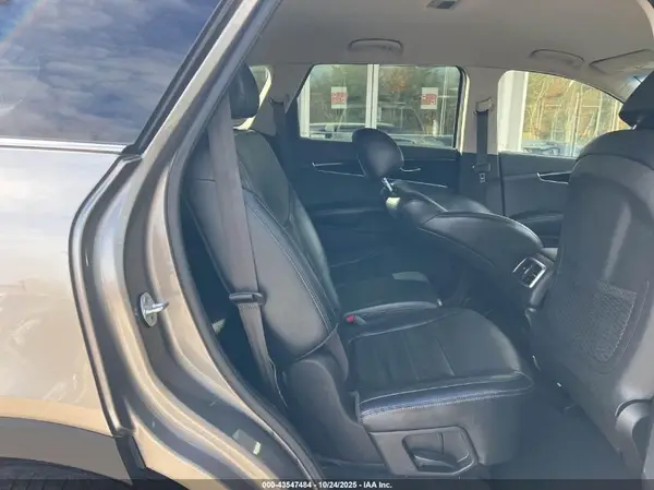 5XYPHDA53KG515371 2019 KIA SORENTO - Image 8