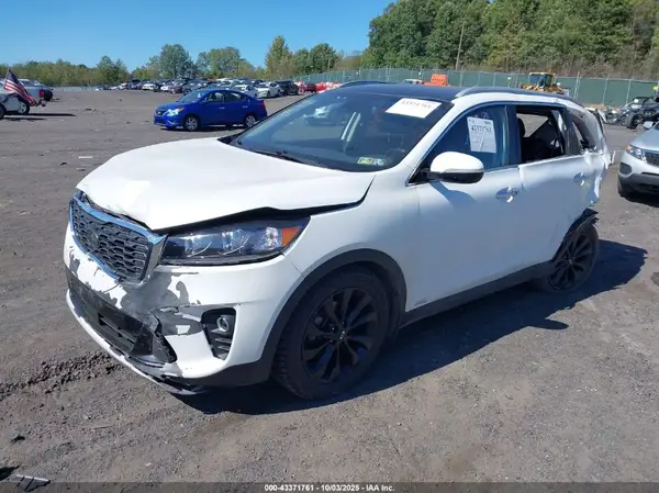 5XYPHDA53LG658872 2020 KIA SORENTO - Image 2
