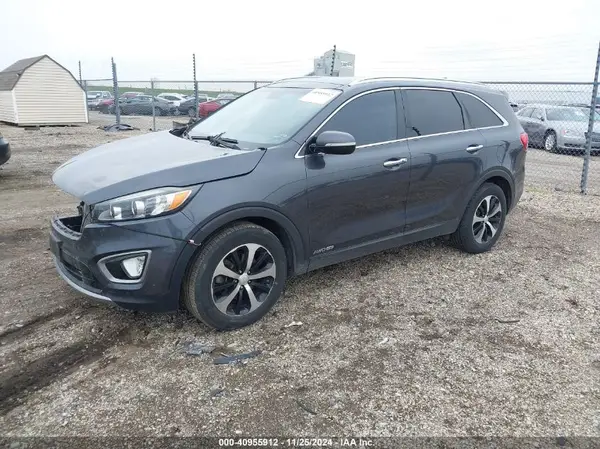 5XYPHDA54GG110739 2016 KIA SORENTO - Image 2