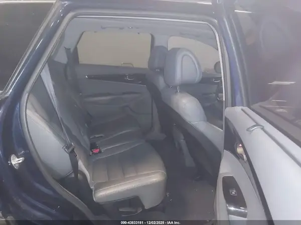 5XYPHDA54GG129923 2016 KIA SORENTO - Image 8