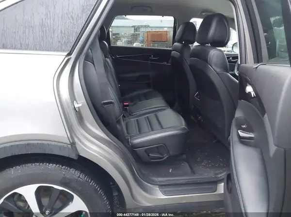 5XYPHDA54GG143157 2016 KIA SORENTO - Image 8