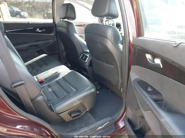 5XYPHDA54GG179916 2016 KIA SORENTO - Image 8