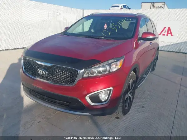 5XYPHDA54HG211166 2017 KIA SORENTO - Image 2