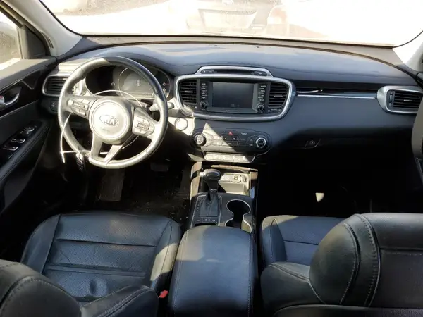 5XYPHDA54HG231403 2017 KIA SORENTO - Image 8